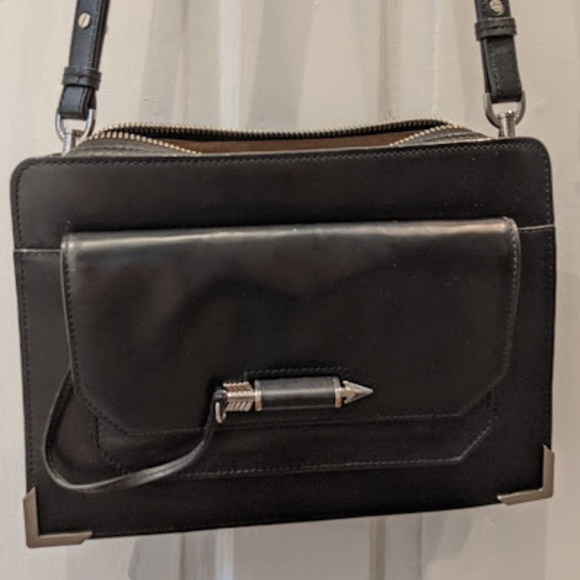 Mackage large leather purse with arrow clasp - Picture 2 of 10